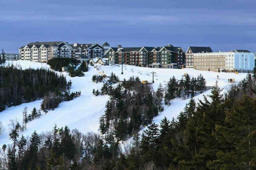 Snowshoe Mountain Retreat! Ski In And Out! Екстер'єр фото